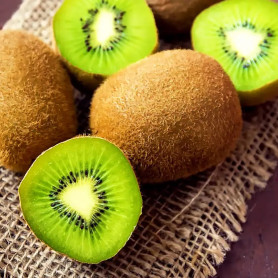 Саженцы киви сорт Генрих 1 летние, конт. 1 л