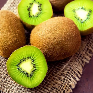 Саженцы киви сорт Генрих 1 летние, конт. 1 л