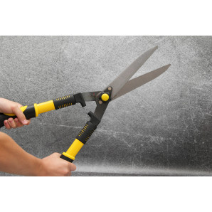 Кущоріз із прямим лезом