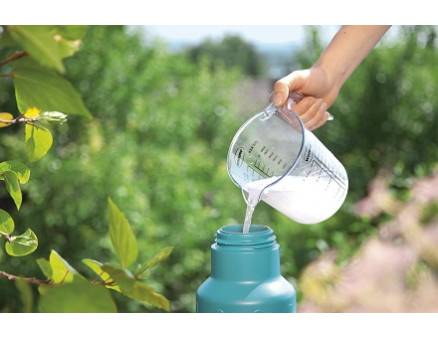 Как приготовить баковую смесь для отделки сада