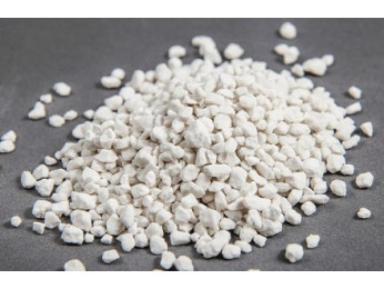 Сульфат амонію: показання до застосування на городі