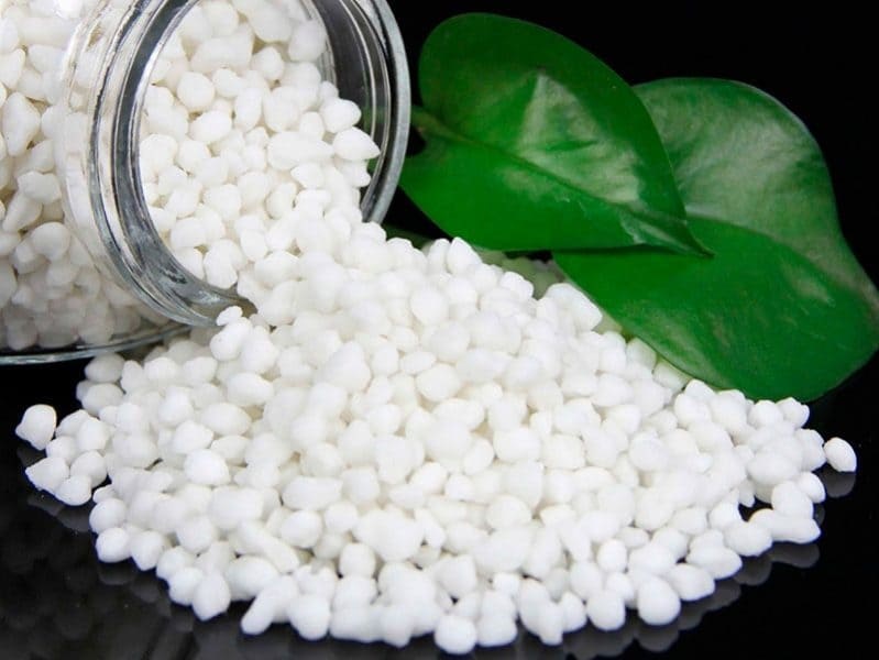 Гранулированное удобрение аммиачная селитра