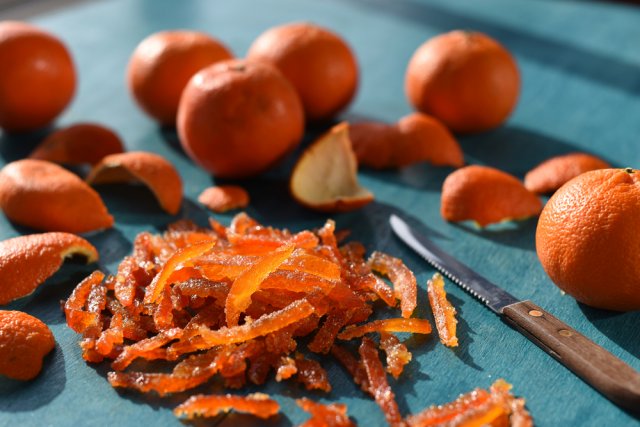 Цукаты из мандариновой корки очень вкусны